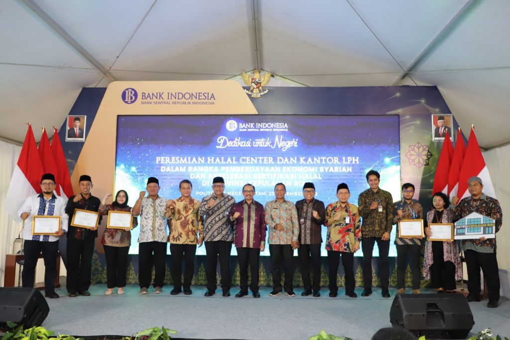 Deputy Governor of Bank Indonesia Inaugurates Halal Center and LPH ...