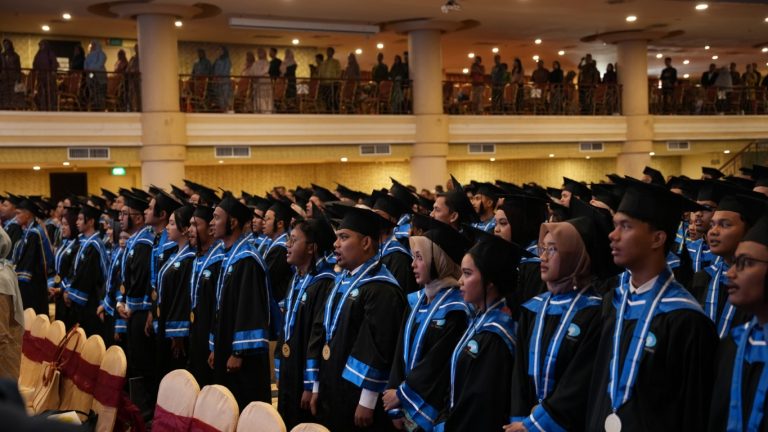 1.450 Lulusan Polibatam Diwisuda “Back To Future” Jadi Semangat Utama