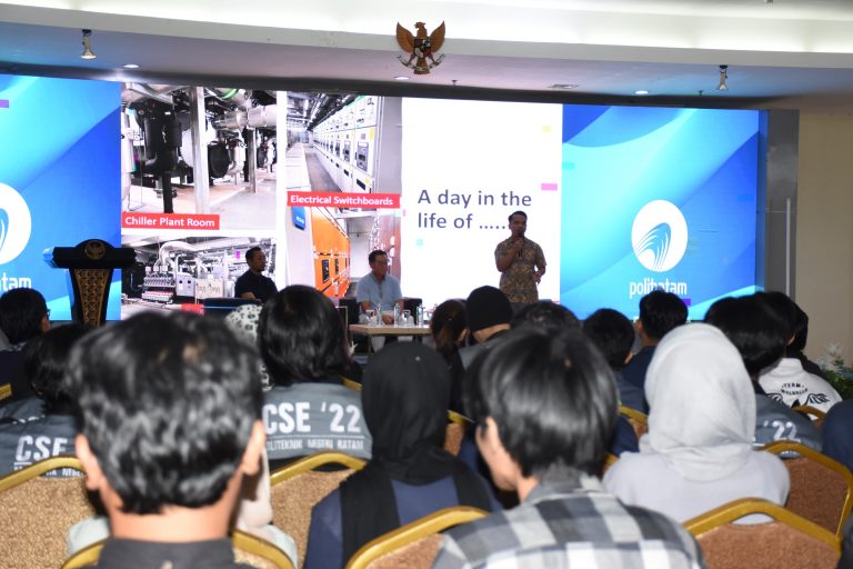 Polibatam Gelar Seminar Bersama GDS Indonesia: Pengenalan Industri Data Center dan Program Magang