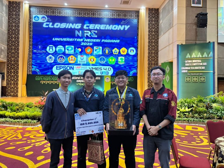 Polibatam Raih Juara Umum di National Robotics Industrial Competition 2025 (NIRC 2025)