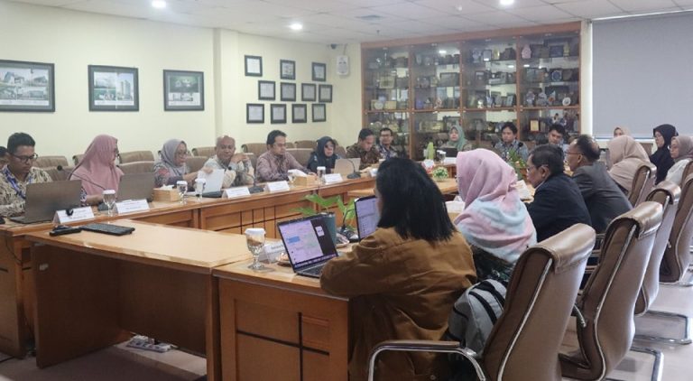 Polibatam Tingkatkan Kualitas Dengan Akreditasi Prodi Logistik Perdagangan International